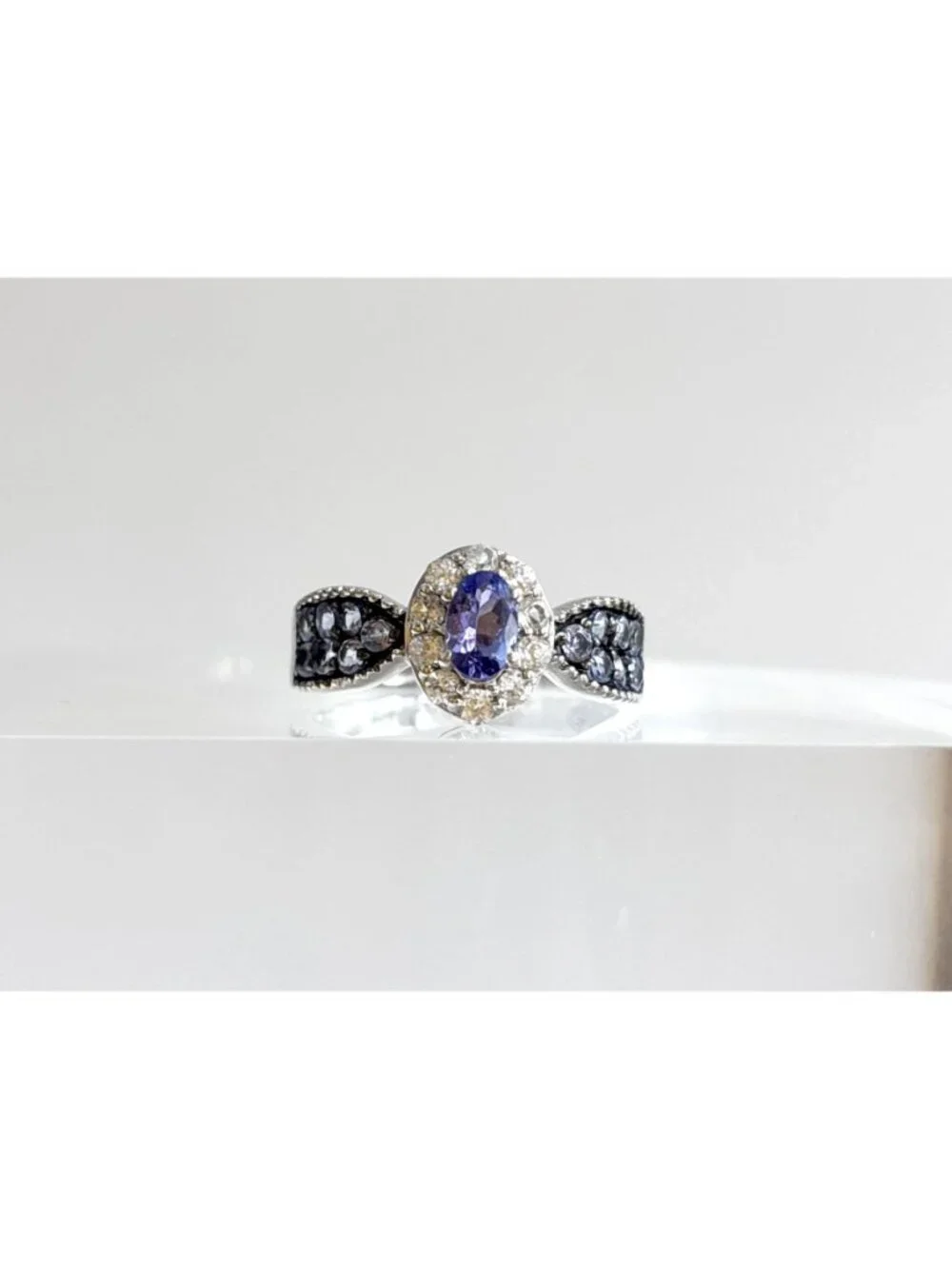 Tanzanite Gemstone Oval Cut Halo Style Sterling Silver 925 Vintage Ring - sz 8